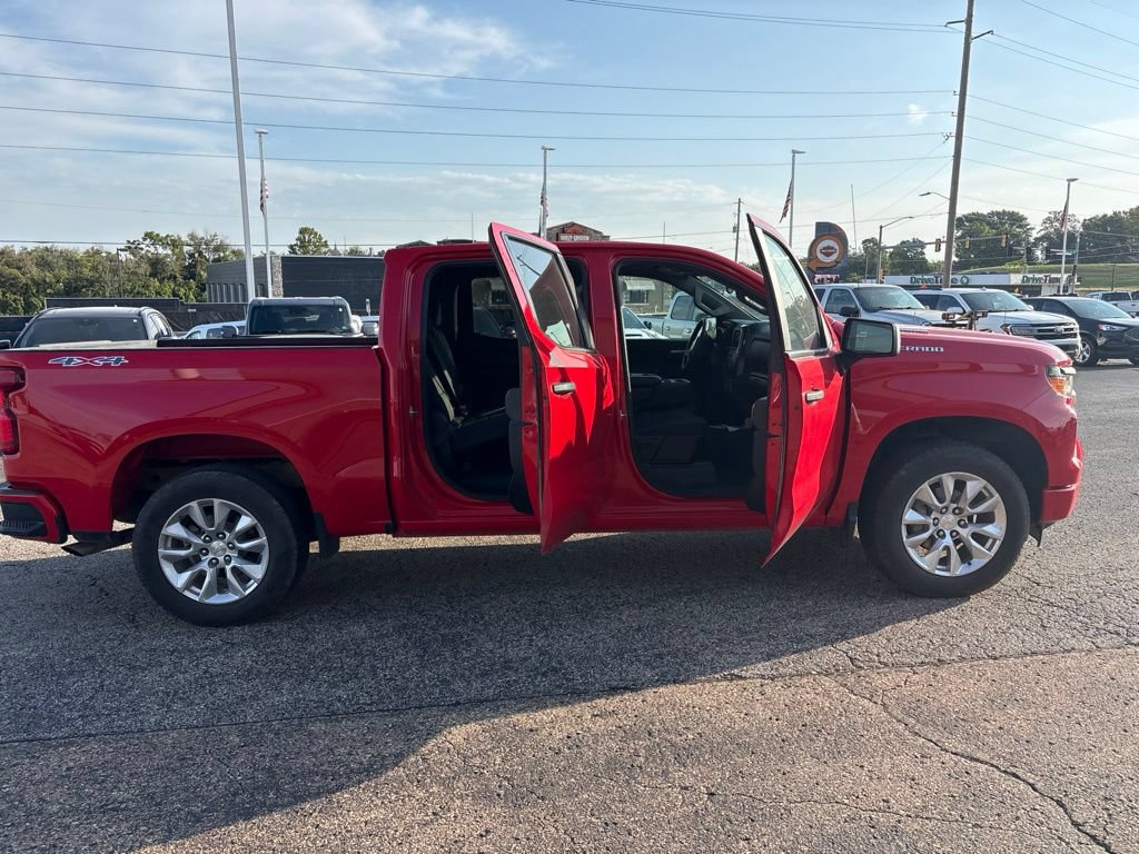 Used 2025 Chevrolet Silverado 1500 Custom AWD/4WD image 8