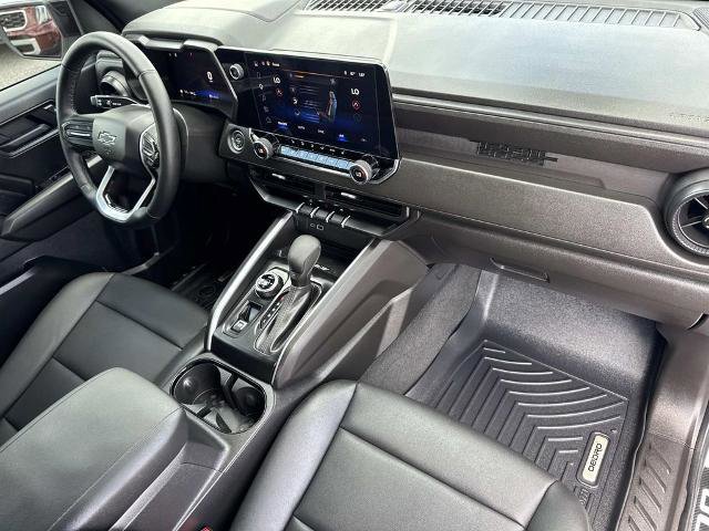 Used 2025 Chevrolet Colorado Trail Boss w/ Midnight Edition image 30