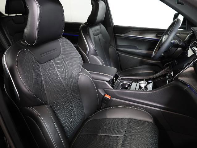 Used 2024 Jeep Grand Cherokee L Overland w/ Luxury Tech Group IV image 9