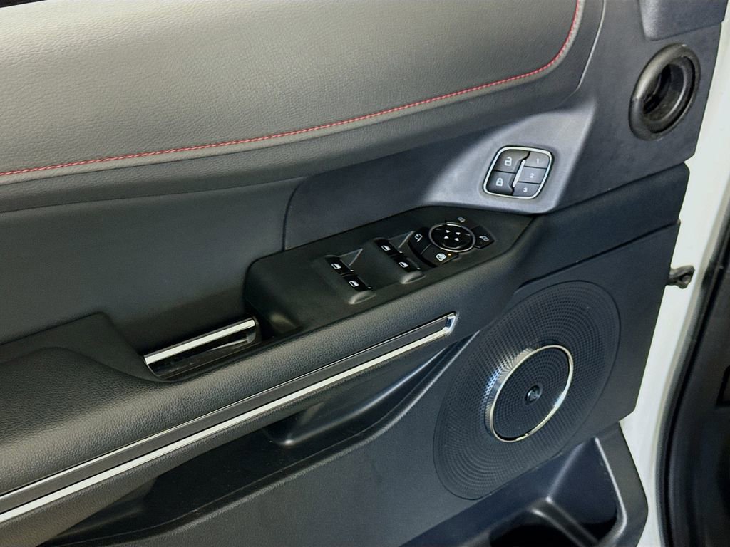 Certified 2022 Ford Expedition Limited image 20