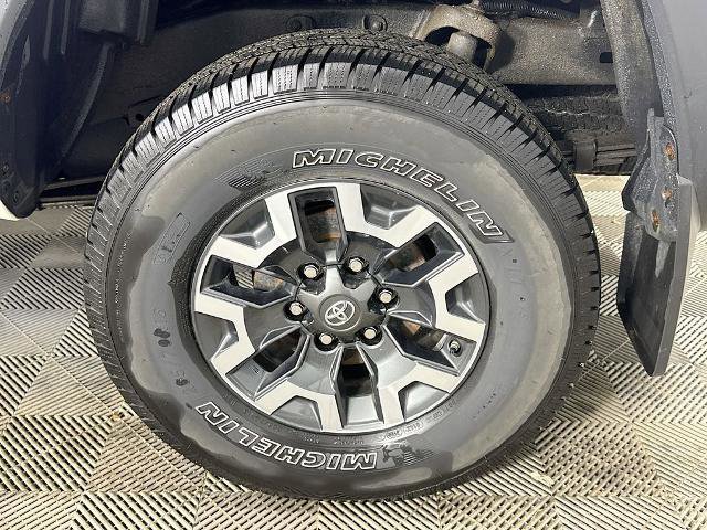 Used 2020 Toyota Tacoma TRD Off-Road w/ Technology Package AWD/4WD image 30