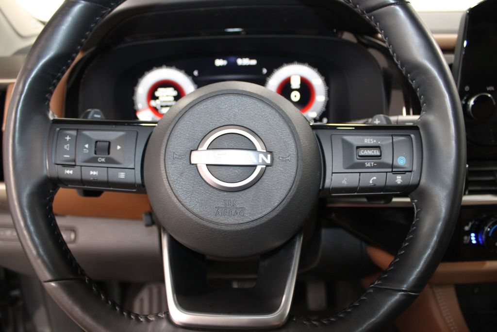 Used 2023 Nissan Pathfinder Platinum AWD/4WD image 35