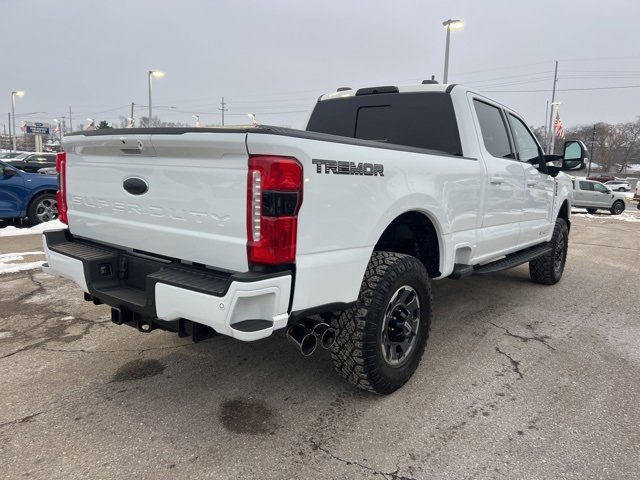 Certified 2023 Ford F250 Lariat w/ Tremor Off-Road Package image 4