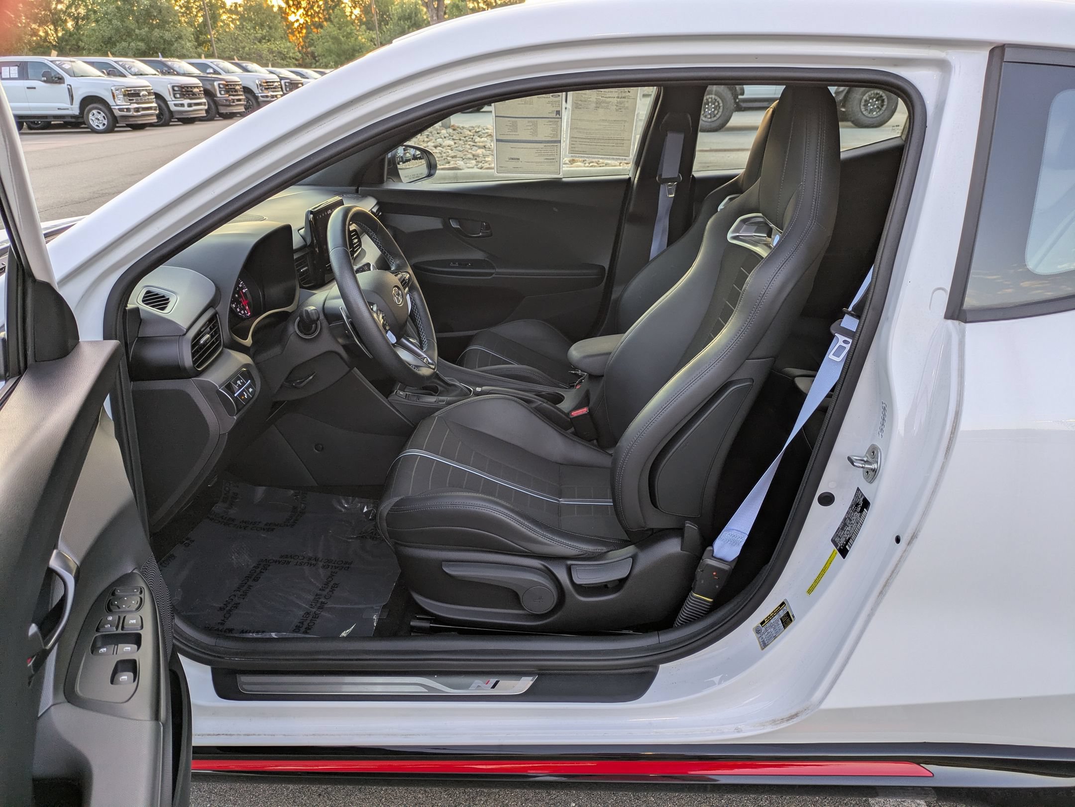 Used 2022 Hyundai Veloster N FWD image 12