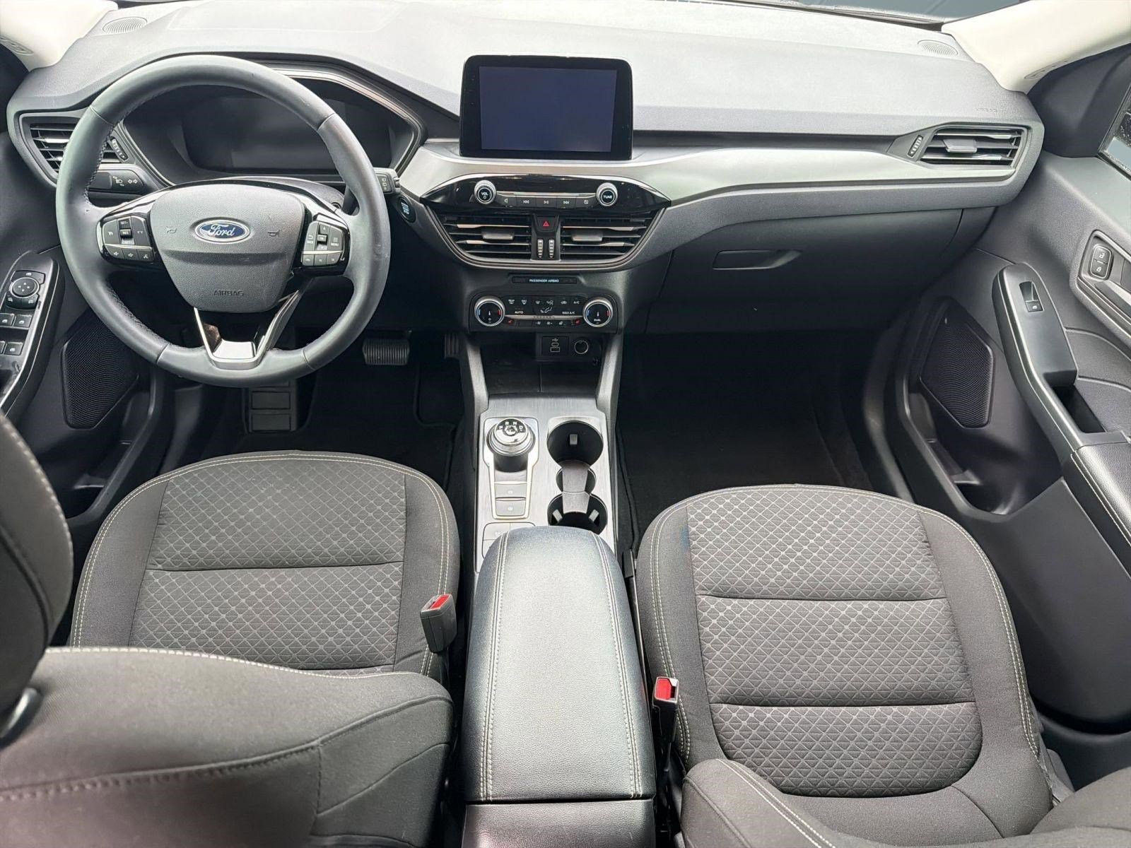 Certified 2024 Ford Escape Active w/ Cold Weather Package FWD image 15