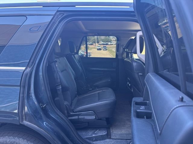Certified 2022 Ford Expedition XLT image 11