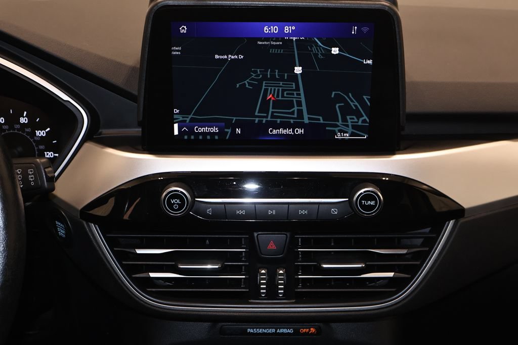Certified 2020 Ford Escape SEL AWD/4WD image 28