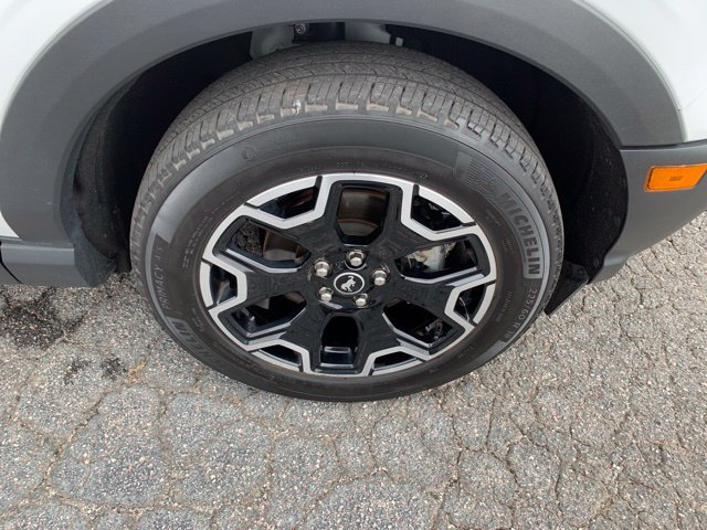 Certified 2025 Ford Bronco Sport Outer Banks w/ Outer Banks Tech Package+ AWD/4WD image 30