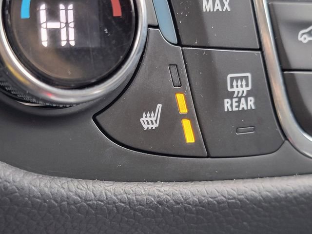 Used 2020 Chevrolet Equinox LT w/ Sport Edition image 7