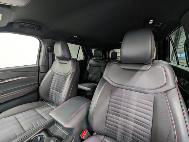 Certified 2025 Ford Explorer ST-Line AWD/4WD image 13