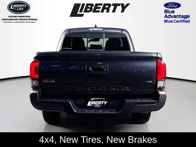 Used 2021 Toyota Tacoma SR AWD/4WD image 4