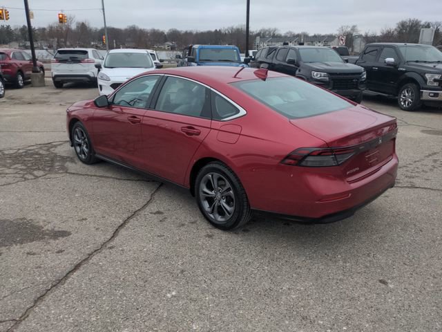 Used 2023 Honda Accord EX image 5