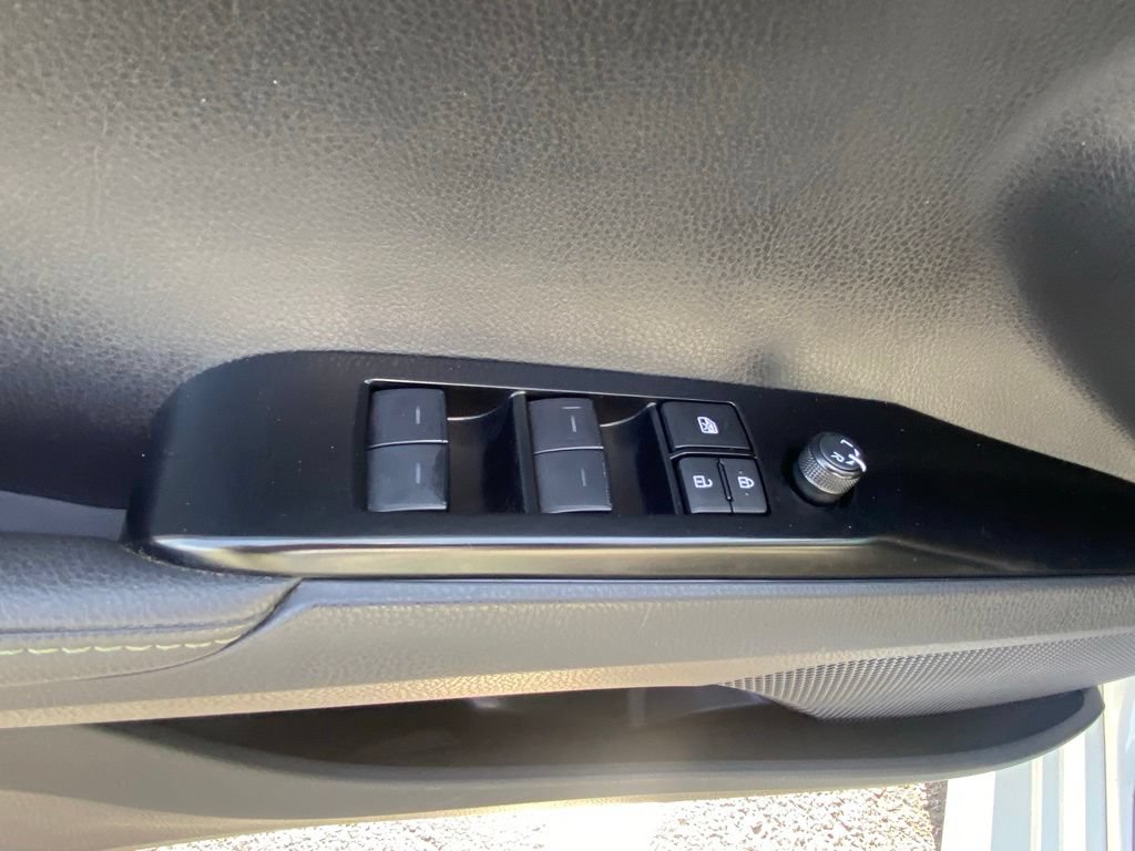 Used 2026 Toyota Camry XLE FWD image 11