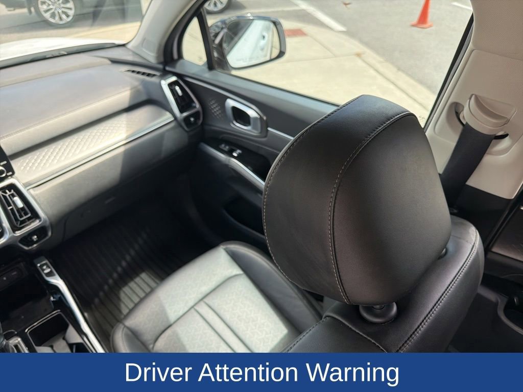 Used 2023 Kia Sorento SX image 21