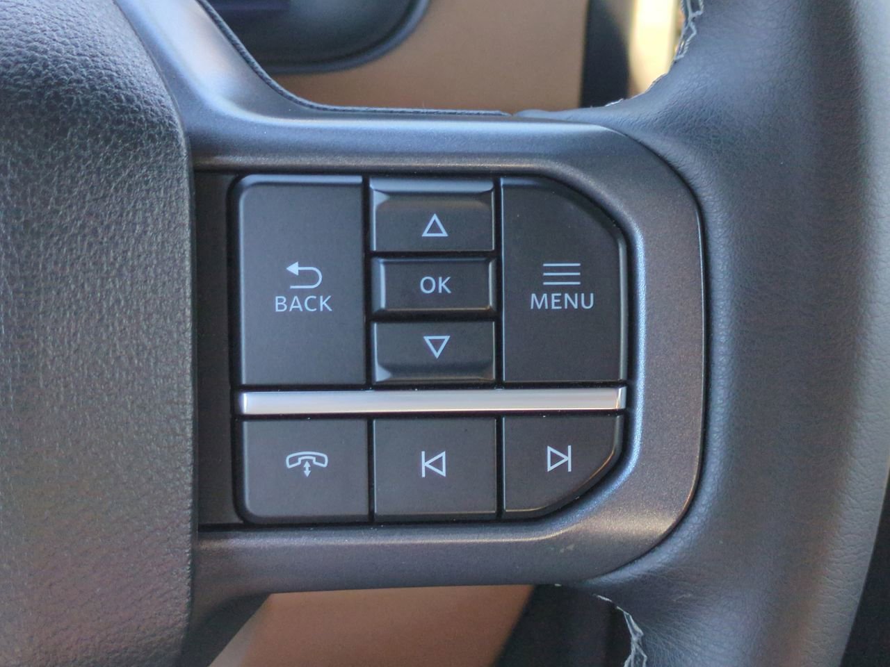 Certified 2025 Ford F350 Lariat w/ Tremor Off-Road Package image 25