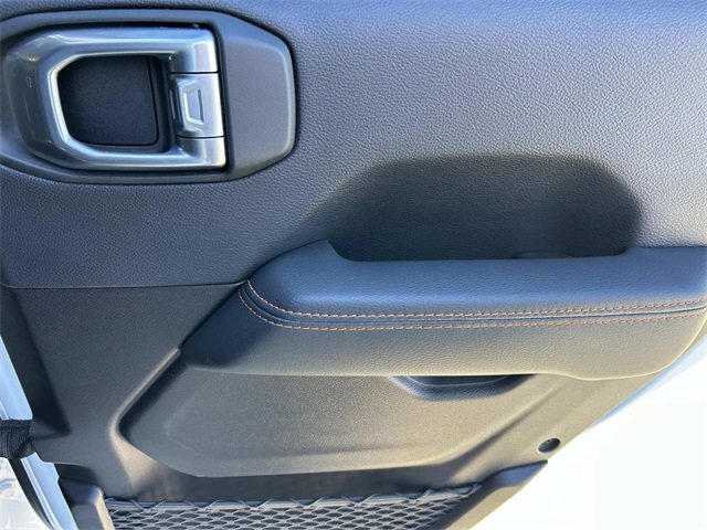 Used 2022 Jeep Gladiator Mojave w/ LED Lighting Group image 22