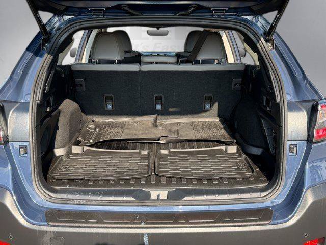 Used 2025 Subaru Outback Limited AWD/4WD image 29