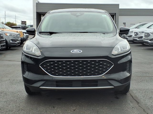 Certified 2020 Ford Escape SE AWD/4WD image 2