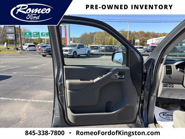 Used 2019 Nissan Frontier SV AWD/4WD image 10