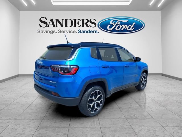 Used 2025 Jeep Compass Limited AWD/4WD image 2