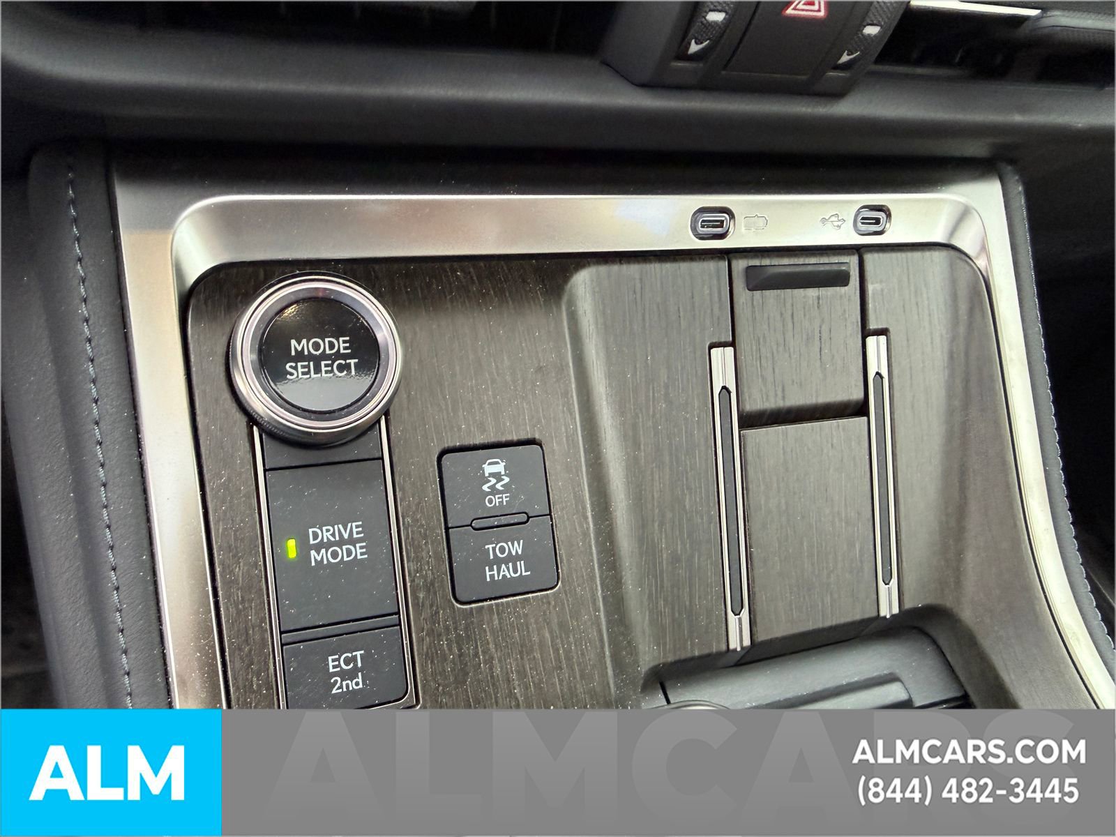 Used 2025 Lexus GX 550 550 Luxury w/ Accessory Package (2T) image 18