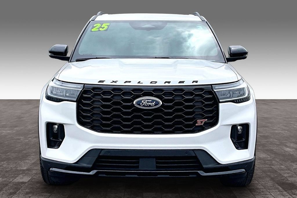 Certified 2025 Ford Explorer ST AWD/4WD image 27