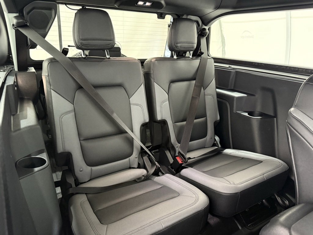 Certified 2024 Ford Bronco Black Diamond image 18