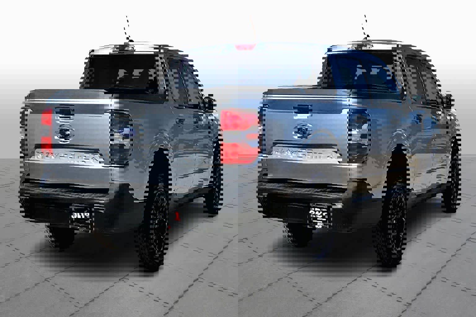 Certified 2024 Ford Maverick XLT image 4