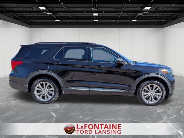 Certified 2023 Ford Explorer XLT w/ Equipment Group 202A AWD/4WD image 6