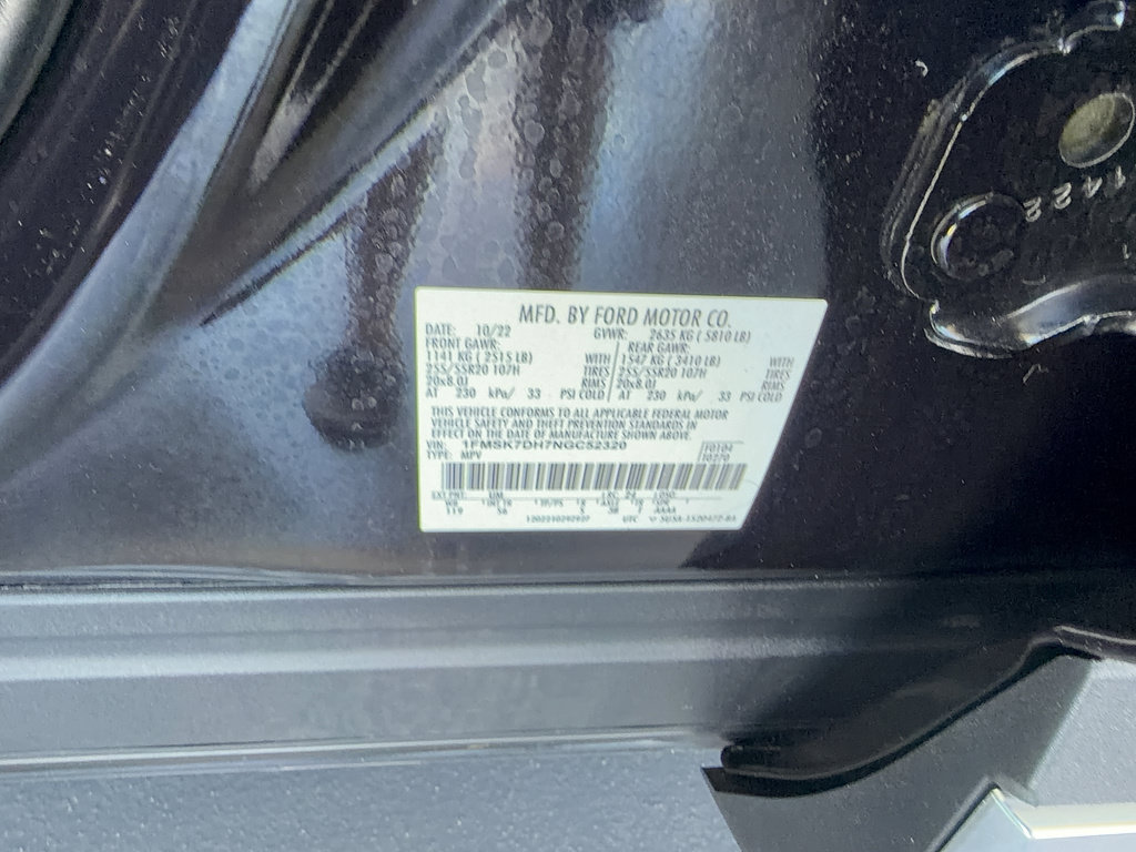 Certified 2022 Ford Explorer XLT w/ Equipment Group 202A RWD image 34
