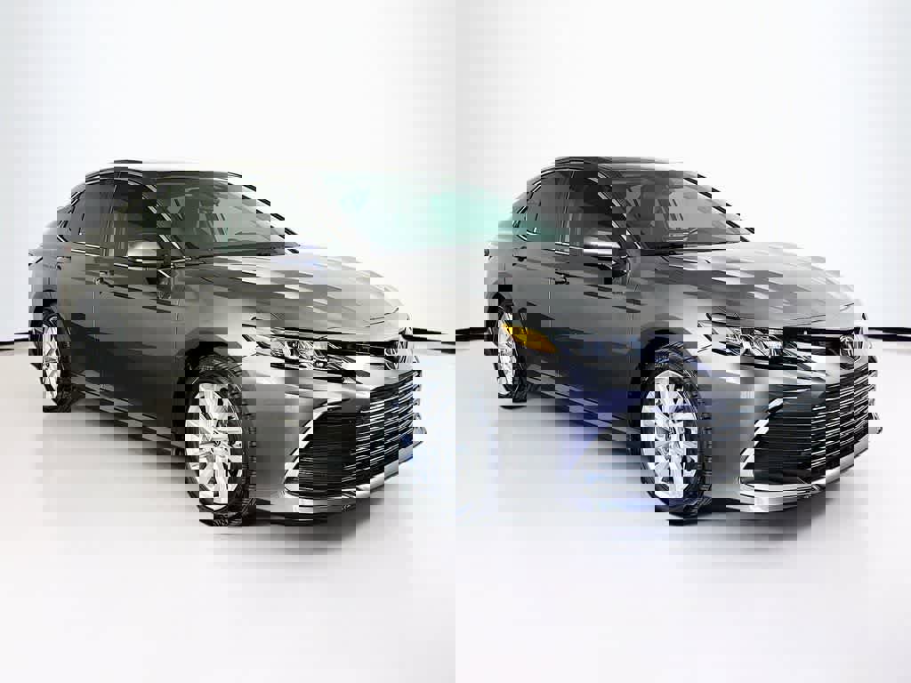 Used 2022 Toyota Camry LE image 23