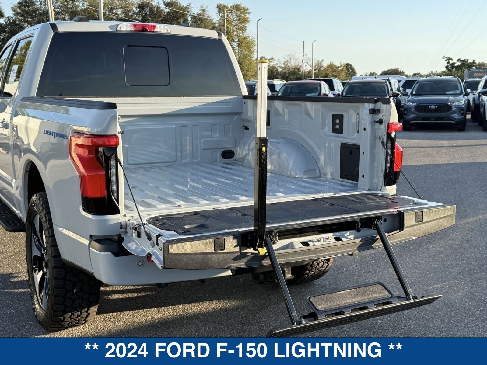 Certified 2024 Ford F150 Lightning Platinum image 16