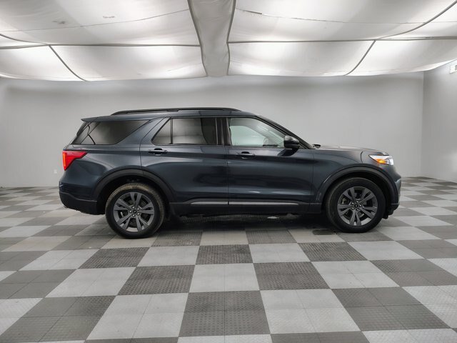 Certified 2024 Ford Explorer XLT w/ Equipment Group 202A AWD/4WD image 7