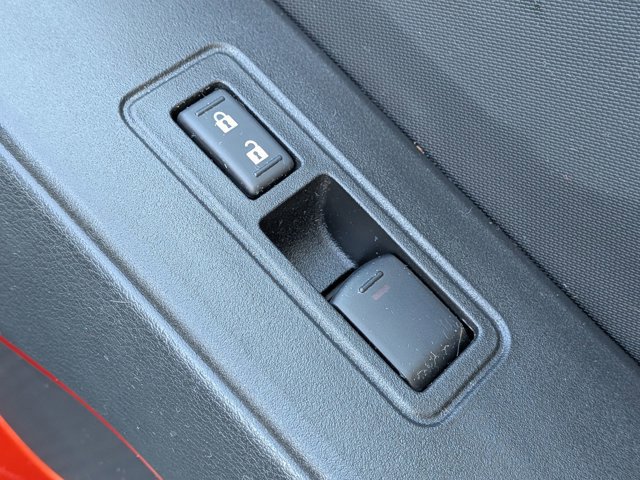 Used 2023 Nissan Frontier PRO-4X w/ Pro-4X Premium Package image 38