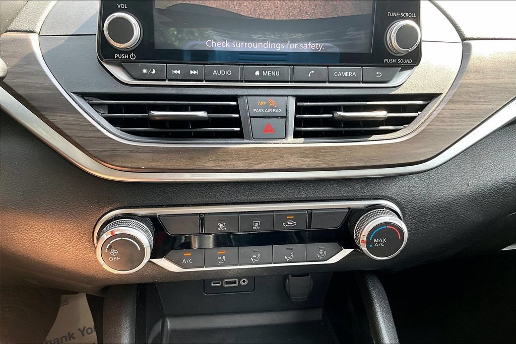 Used 2024 Nissan Altima 2.5 SV FWD image 30