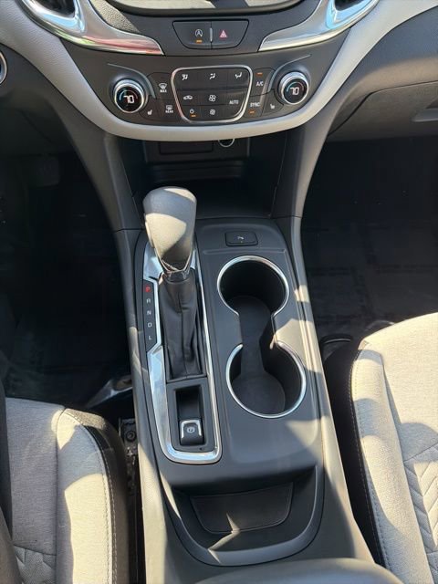 Used 2023 Chevrolet Equinox LT w/ Driver Convenience Package image 24