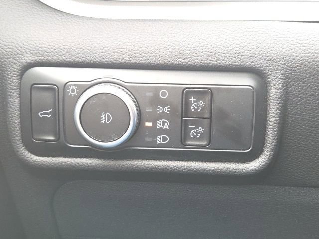 Certified 2023 Ford Explorer XLT w/ Equipment Group 202A image 28