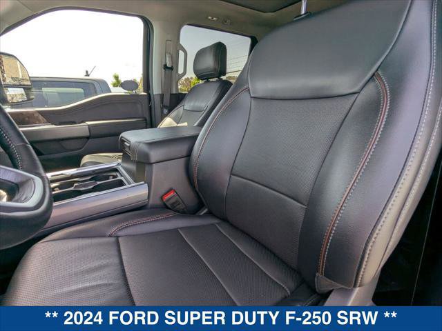Certified 2024 Ford F250 Lariat w/ Lariat Ultimate Package AWD/4WD image 21