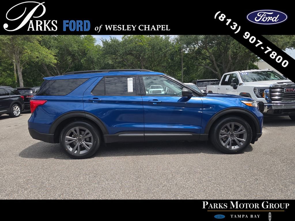 Certified 2021 Ford Explorer XLT w/ Equipment Group 202A RWD image 3