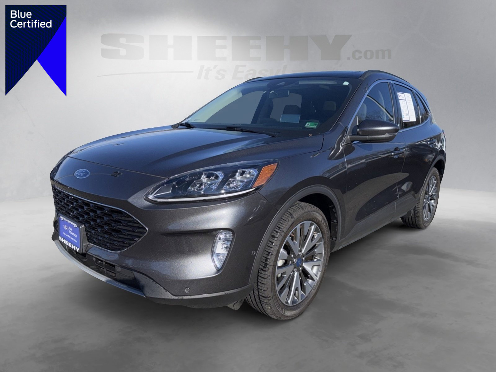 Certified 2020 Ford Escape Titanium w/ Titanium Premium Package 2.0 image 1