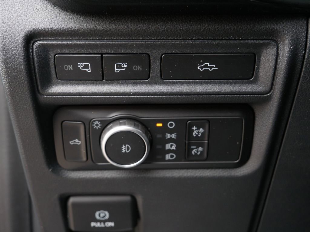 Certified 2021 Ford F150 XLT w/ Equipment Group 302A High image 17