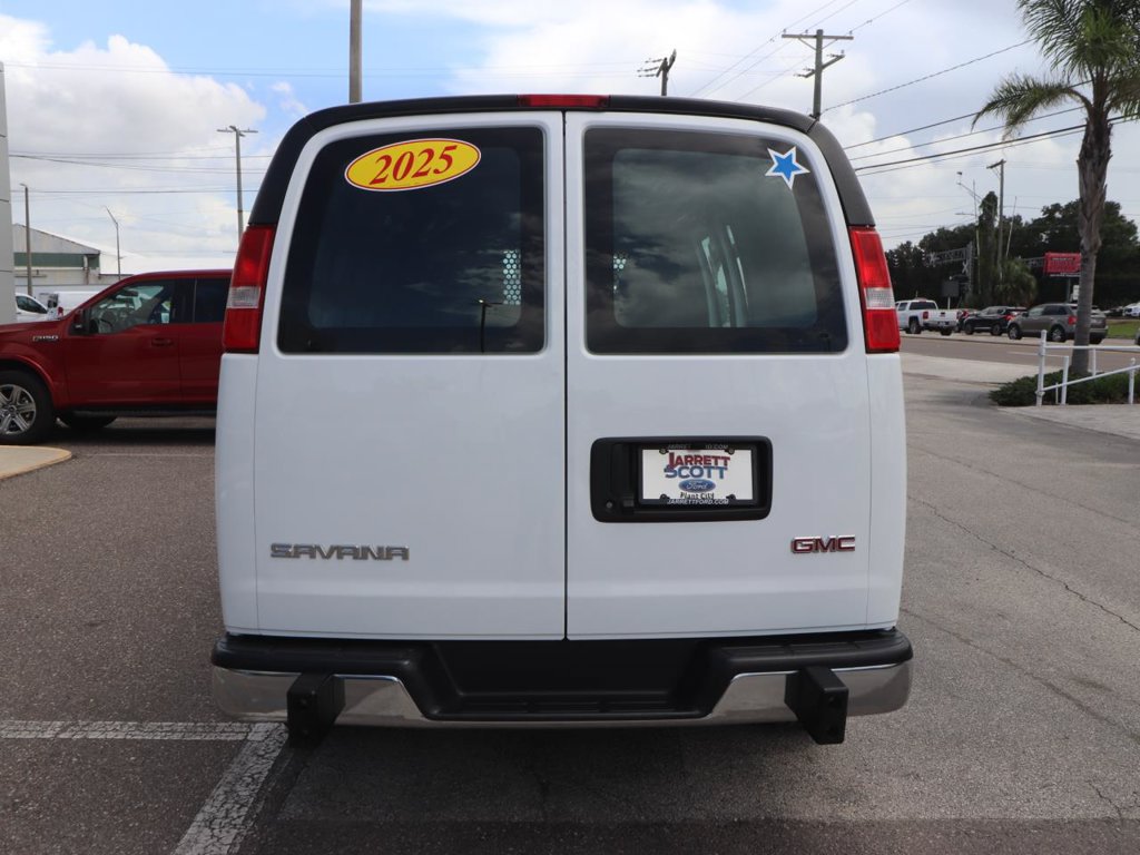 Used 2025 GMC Savana 2500 w/ Driver Convenience Package RWD image 13