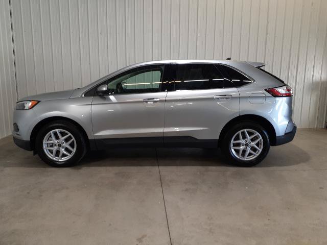 Certified 2024 Ford Edge SEL w/ Convenience Package AWD/4WD image 6