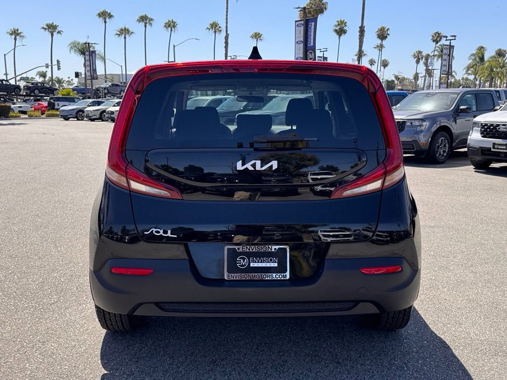 Used 2022 Kia Soul LX FWD image 11