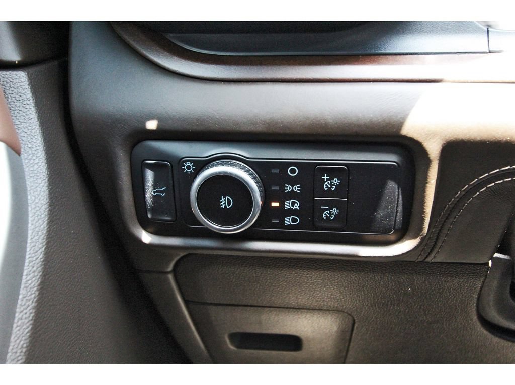 Certified 2023 Ford Explorer King Ranch w/ Technology Package AWD/4WD image 21