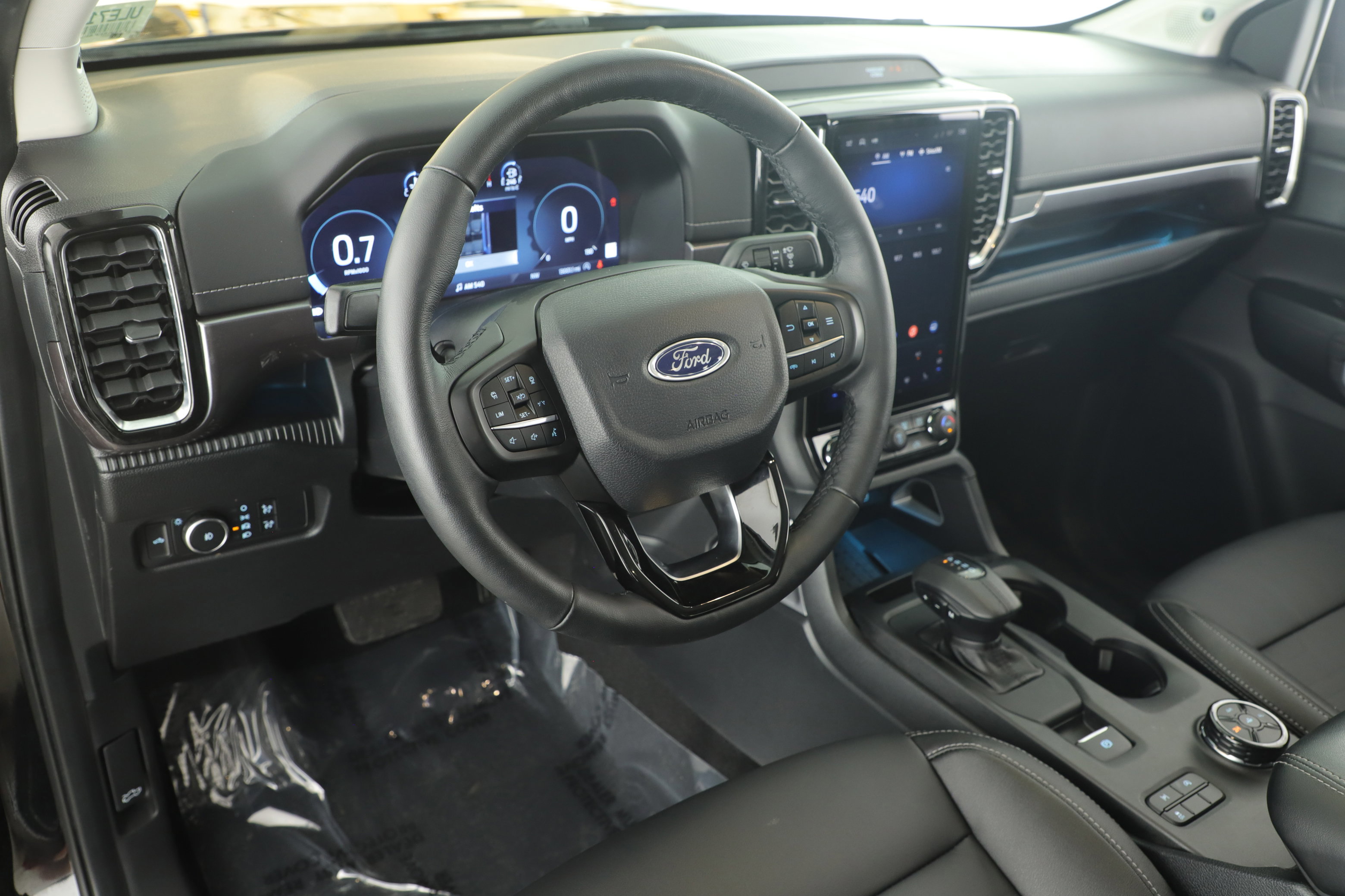 Certified 2024 Ford Ranger Lariat w/ Advanced Towing Package image 12