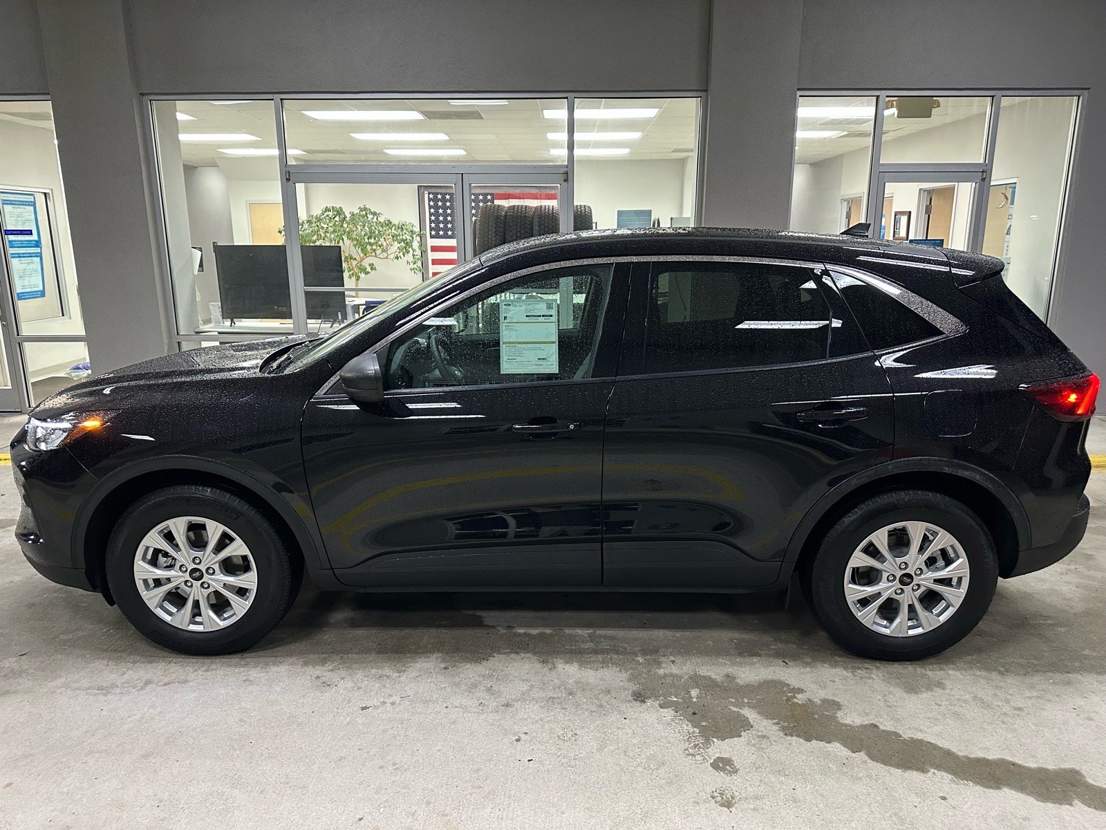 Certified 2024 Ford Escape Active FWD image 4
