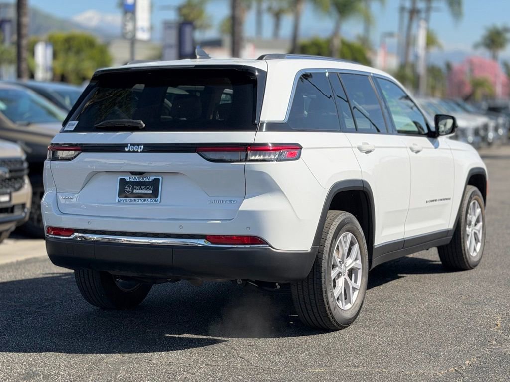 Used 2022 Jeep Grand Cherokee Limited image 8