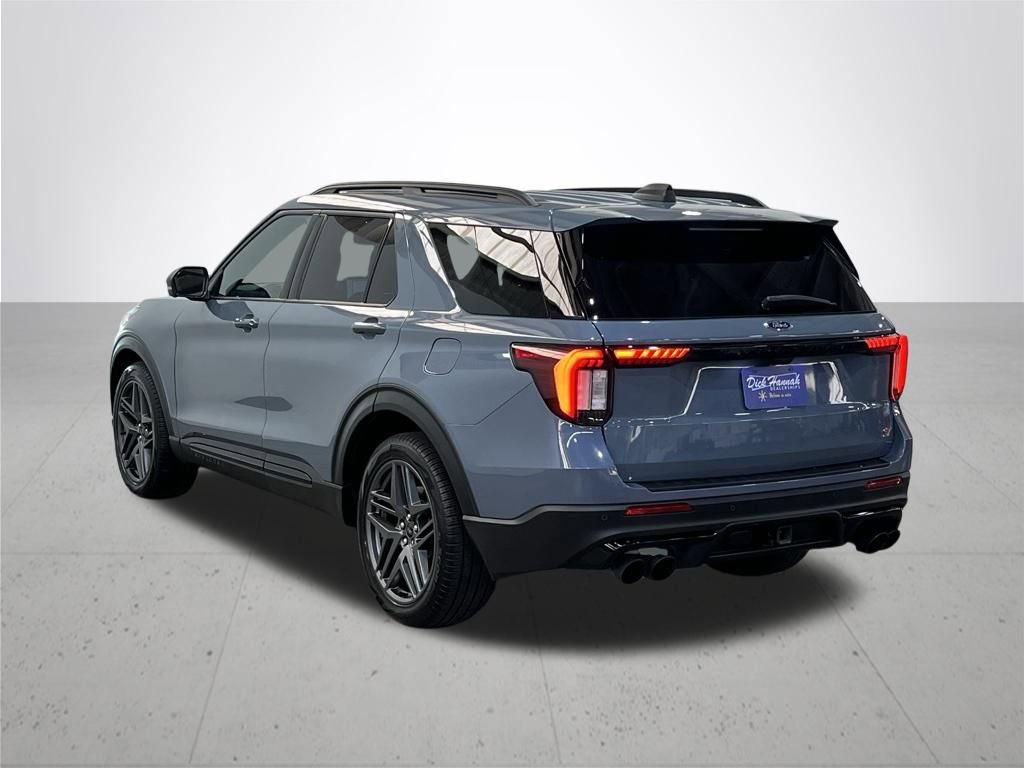 Certified 2025 Ford Explorer ST image 15