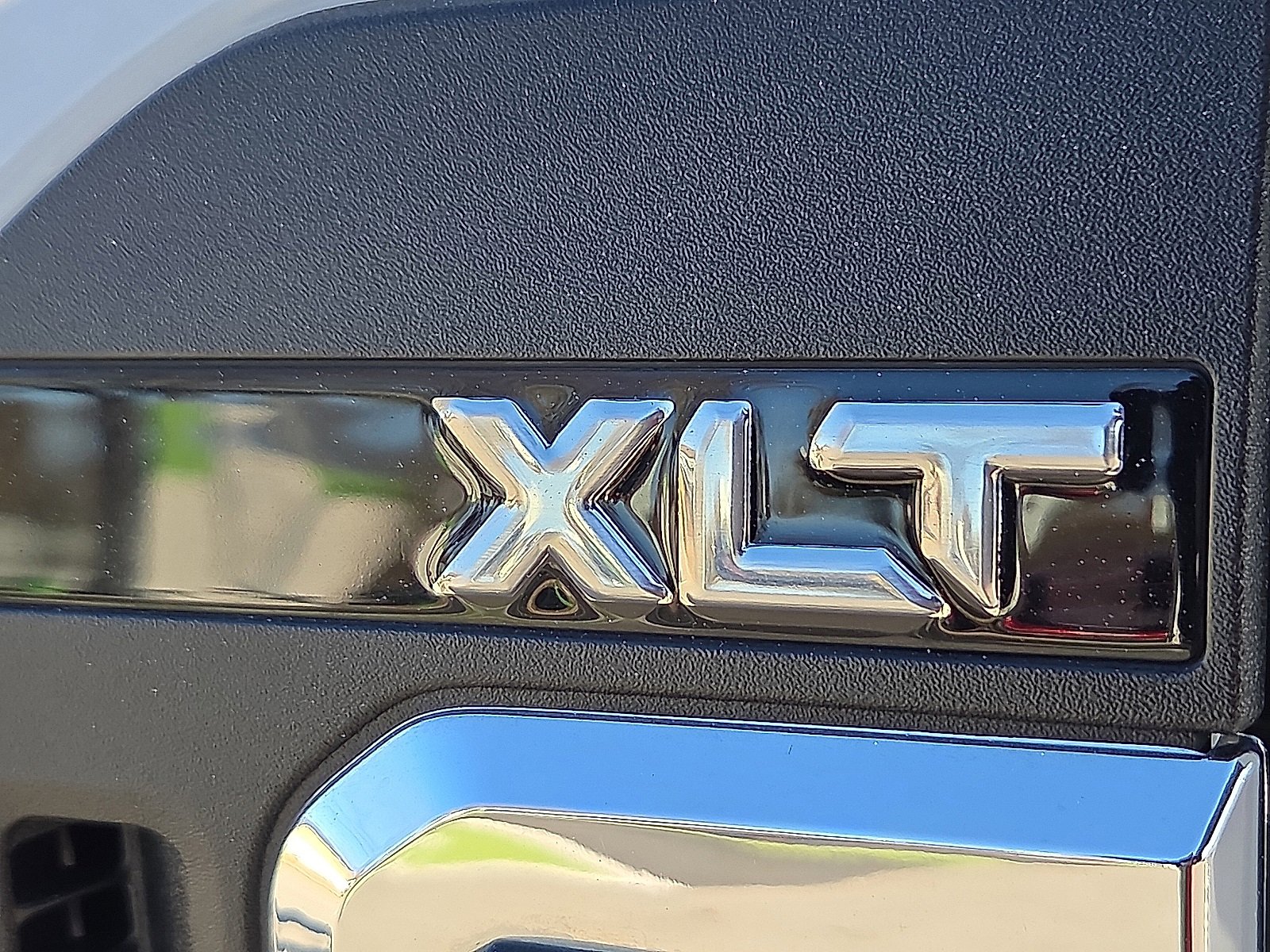 Certified 2024 Ford F250 XLT image 9